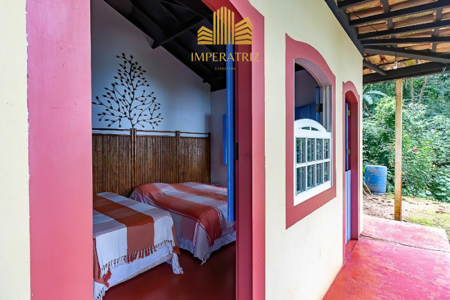 Casa com 3 Quartos à Venda,  em Praia Salvador Moreira - Parati