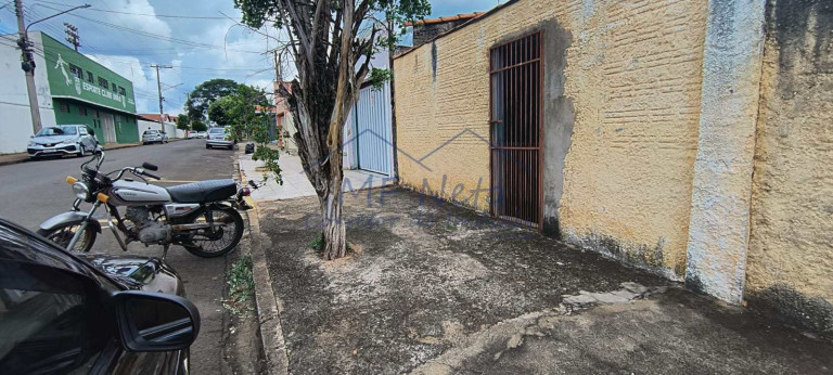 Imagem Terreno à Venda, 400 m² em Centro - Pirassununga Imagem Terreno à Venda, 400 m² em Centro - Pirassununga