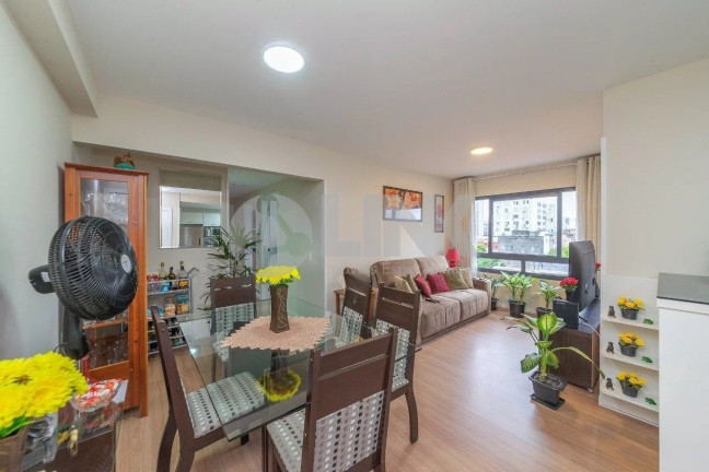 Imagem Apartamento com 3 Quartos à Venda, 81 m² em Santana - Porto Alegre