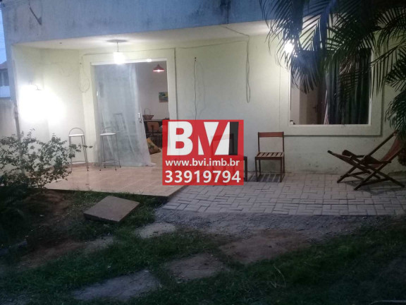 Imagem Casa com 2 Quartos à Venda, 55 m² em Itatiquara - Araruama