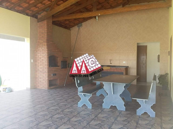Imagem Imóvel com 3 Quartos à Venda, 350 m² em Porangaba - Porangaba Imagem Imóvel com 3 Quartos à Venda, 350 m² em Porangaba - Porangaba