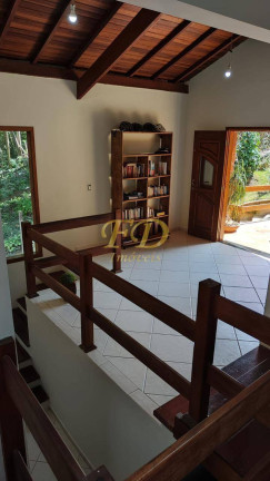 Imagem Casa de Condomínio com 3 Quartos à Venda, 840 m² em São Paulo