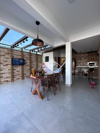 Imagem Casa com 4 Quartos à Venda, 300 m² em Colina De Laranjeiras - Serra