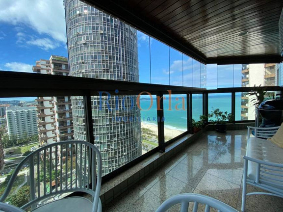 Imagem Apartamento com 4 Quartos à Venda, 144 m² em Barra Da Tijuca - Rio De Janeiro