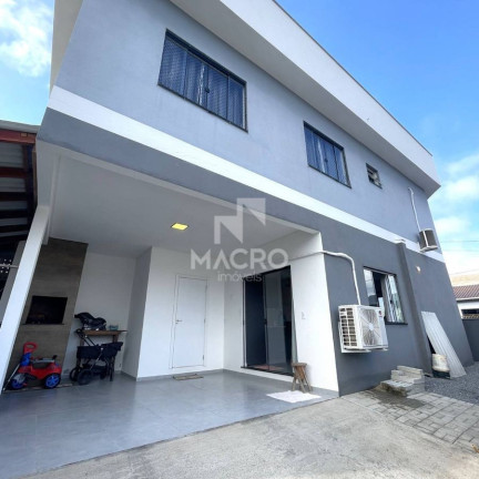 Imagem Casa com 3 Quartos à Venda, 124 m² em Nereu Ramos - Jaraguá Do Sul Imagem Casa com 3 Quartos à Venda, 124 m² em Nereu Ramos - Jaraguá Do Sul