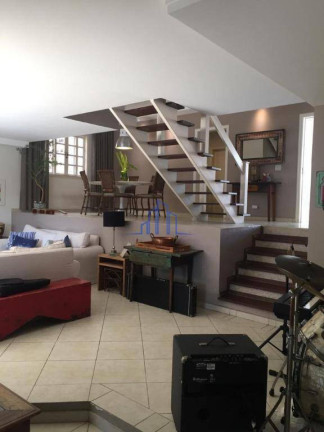 Imagem Casa com 4 Quartos para Alugar, 368 m² em Alphaville - Santana De Parnaíba Imagem Casa com 4 Quartos para Alugar, 368 m² em Alphaville - Santana De Parnaíba