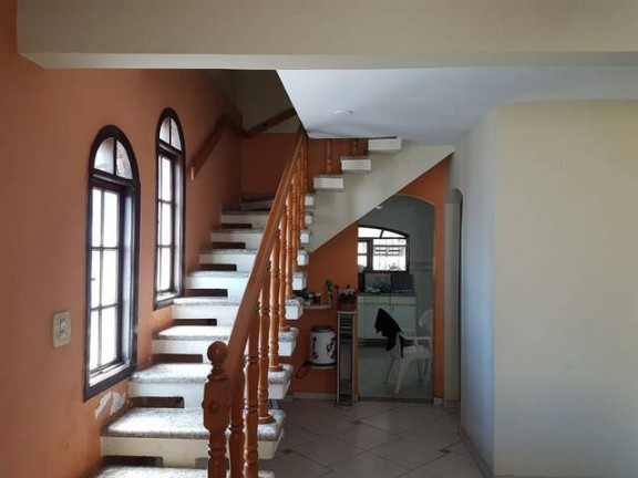 Imagem Casa com 3 Quartos à Venda, 330 m² em Mutua - São Gonçalo