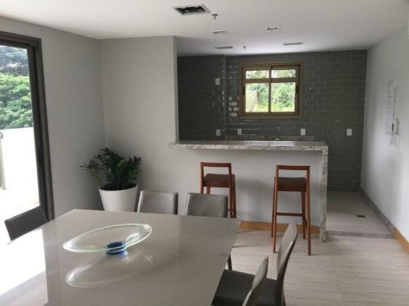 Imagem Imóvel com 2 Quartos à Venda, 68 m² em Santa Rosa - Niterói Imagem Imóvel com 2 Quartos à Venda, 68 m² em Santa Rosa - Niterói