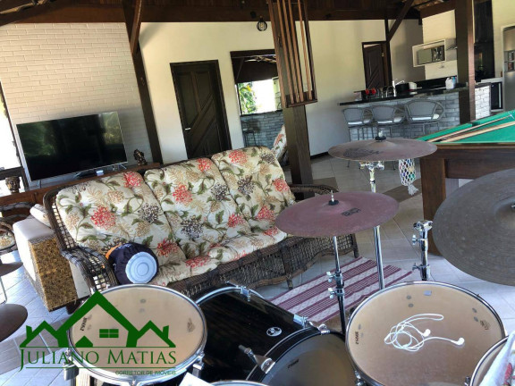 Imagem Sobrado com 4 Quartos à Venda, 240 m² em Costeira - Balneário Barra Do Sul Imagem Sobrado com 4 Quartos à Venda, 240 m² em Costeira - Balneário Barra Do Sul