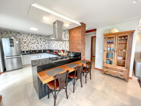 Imagem Casa com 6 Quartos à Venda, 250 m² em Aracê - Domingos Martins Imagem Casa com 6 Quartos à Venda, 250 m² em Aracê - Domingos Martins