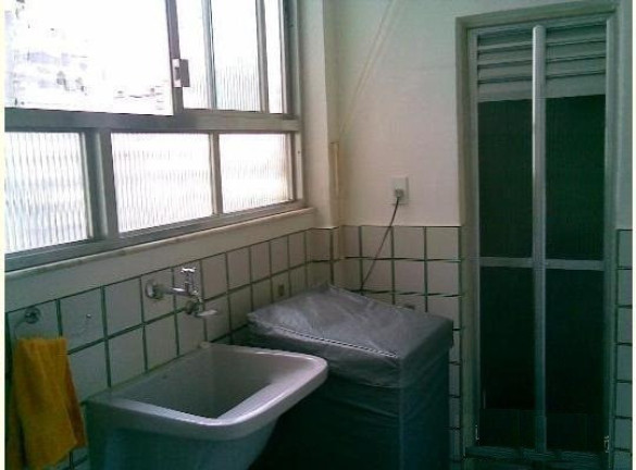 Imagem Imóvel com 2 Quartos à Venda, 70 m² em Icaraí - Niterói Imagem Imóvel com 2 Quartos à Venda, 70 m² em Icaraí - Niterói
