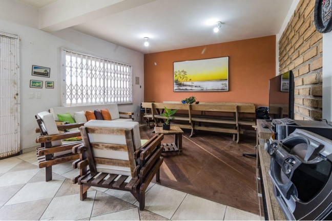 Imagem Casa com 3 Quartos à Venda, 464 m² em Santo Antônio - Porto Alegre Imagem Casa com 3 Quartos à Venda, 464 m² em Santo Antônio - Porto Alegre
