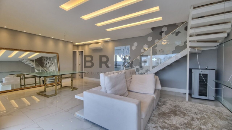 Apartamento com 3 Quartos à Venda, 280 m² em Campo Belo - São Paulo