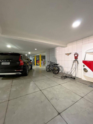 Imagem Casa com 6 Quartos à Venda, 1.660 m² em Tamboré - Barueri Imagem Casa com 6 Quartos à Venda, 1.660 m² em Tamboré - Barueri
