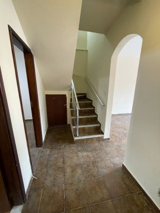 Imagem Casa com 4 Quartos à Venda, 199 m² em Cocotá - Rio De Janeiro Imagem Casa com 4 Quartos à Venda, 199 m² em Cocotá - Rio De Janeiro
