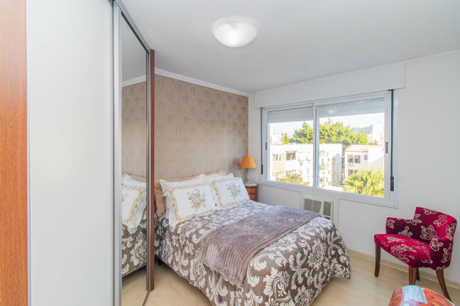 Imagem Apartamento com 2 Quartos à Venda, 66 m² em Bom Fim - Porto Alegre Imagem Apartamento com 2 Quartos à Venda, 66 m² em Bom Fim - Porto Alegre