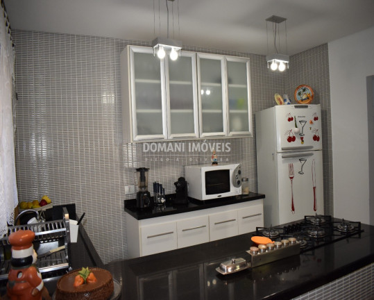 Imagem Casa com 4 Quartos à Venda, 215 m² em Região De Capivari - Campos Do Jordão Imagem Casa com 4 Quartos à Venda, 215 m² em Região De Capivari - Campos Do Jordão