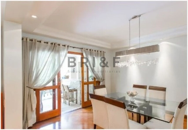 Imagem Casa com 5 Quartos à Venda, 630 m² em Santo Amaro - São Paulo Imagem Casa com 5 Quartos à Venda, 630 m² em Santo Amaro - São Paulo