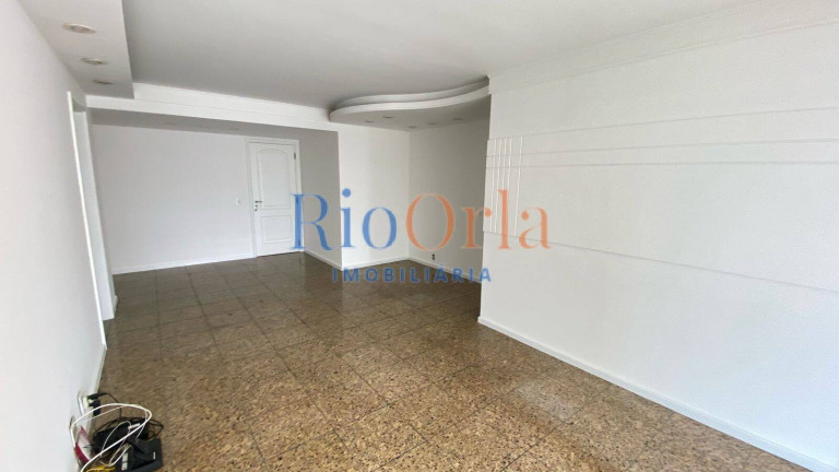 Imagem Apartamento com 4 Quartos à Venda, 140 m² em Barra Da Tijuca - Rio De Janeiro
