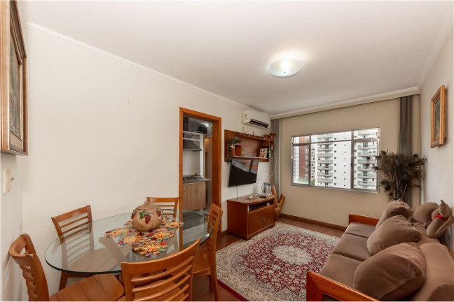 Imagem Apartamento com 2 Quartos à Venda, 70 m² em Vila Nova Conceição - São Paulo