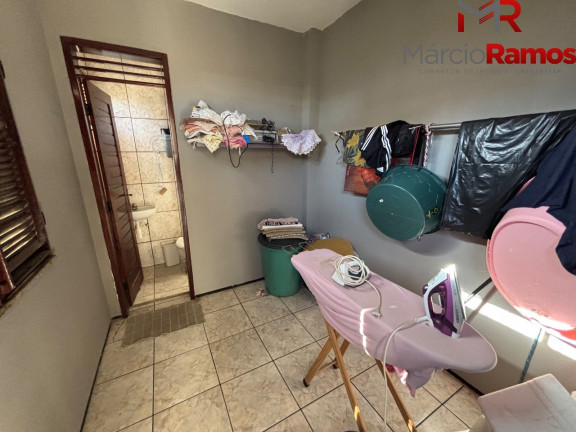 Imagem Casa com 4 Quartos à Venda, 400 m² em Engenheiro Luciano Cavalcante - Fortaleza Imagem Casa com 4 Quartos à Venda, 400 m² em Engenheiro Luciano Cavalcante - Fortaleza