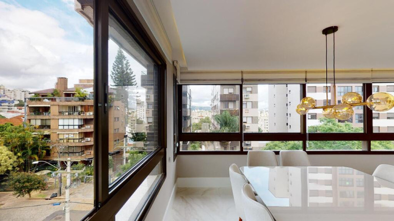 Imagem Apartamento com 3 Quartos à Venda, 125 m² em Petrópolis - Porto Alegre Imagem Apartamento com 3 Quartos à Venda, 125 m² em Petrópolis - Porto Alegre