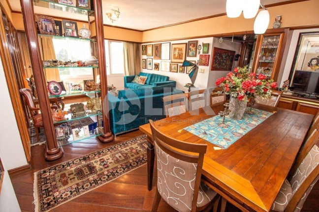 Apartamento com 3 Quartos à Venda, 108 m² em Moinhos De Vento - Porto Alegre