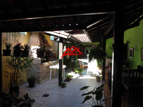 Imagem Casa com 7 Quartos à Venda, 175 m² em Itaguá - Ubatuba