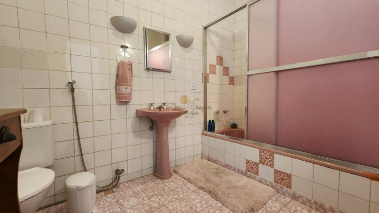 Imagem Casa com 5 Quartos à Venda, 550 m² em Cruzeiro - Teresópolis Imagem Casa com 5 Quartos à Venda, 550 m² em Cruzeiro - Teresópolis