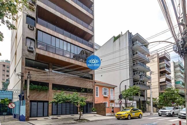 Imagem Flat com 4 Quartos à Venda, 220 m² em Tijuca - Rio De Janeiro Imagem Flat com 4 Quartos à Venda, 220 m² em Tijuca - Rio De Janeiro