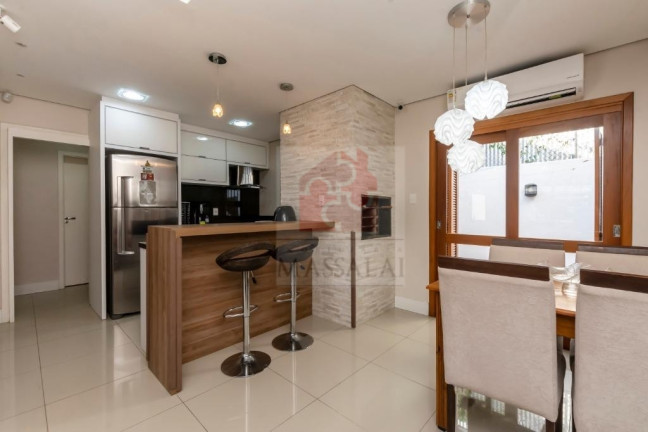 Imagem Casa com 3 Quartos à Venda, 70 m² em Agronomia - Porto Alegre Imagem Casa com 3 Quartos à Venda, 70 m² em Agronomia - Porto Alegre