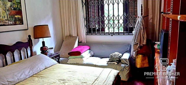 Imagem Casa com 4 Quartos à Venda, 230 m² em Alto - Teresópolis Imagem Casa com 4 Quartos à Venda, 230 m² em Alto - Teresópolis