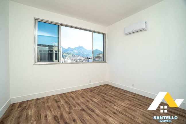Imagem Apartamento com 4 Quartos à Venda, 130 m² em Tijuca - Rio De Janeiro Imagem Apartamento com 4 Quartos à Venda, 130 m² em Tijuca - Rio De Janeiro