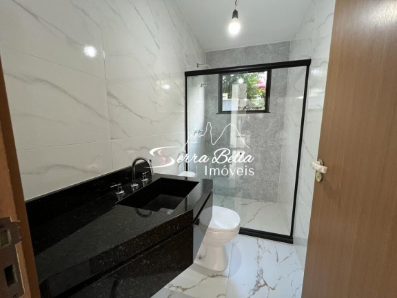 Imagem Casa com 4 Quartos à Venda, em Várzea - Teresópolis Imagem Casa com 4 Quartos à Venda, em Várzea - Teresópolis
