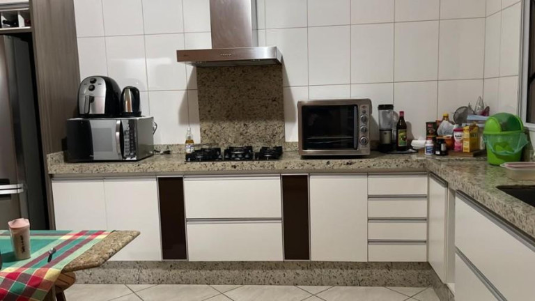Imagem Casa com 5 Quartos à Venda, 389 m² em Jardim Capoavinha - Mairiporã Imagem Casa com 5 Quartos à Venda, 389 m² em Jardim Capoavinha - Mairiporã