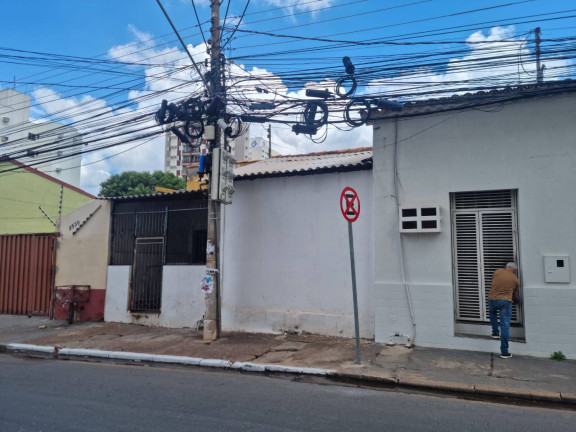 Imagem Casa com 2 Quartos à Venda, 380 m² em Cuiabá Imagem Casa com 2 Quartos à Venda, 380 m² em Cuiabá