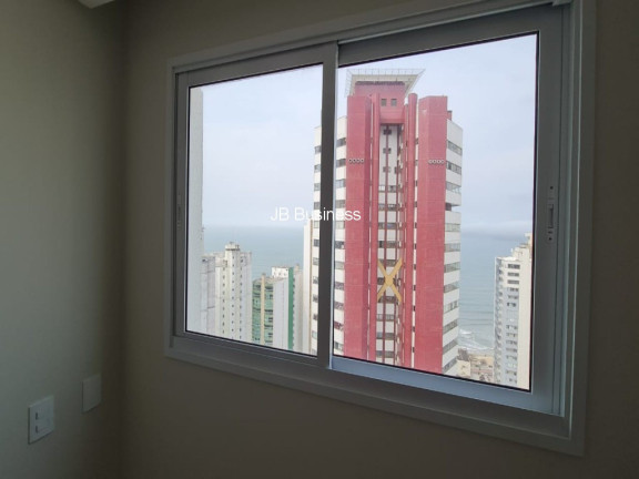 Imagem Imóvel com 4 Quartos à Venda, 131 m² em Centro - Balneário Camboriú Imagem Imóvel com 4 Quartos à Venda, 131 m² em Centro - Balneário Camboriú