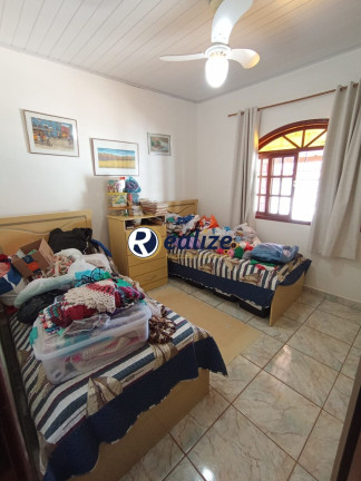 Imagem Casa com 5 Quartos à Venda, 200 m² em Perocao - Guarapari Imagem Casa com 5 Quartos à Venda, 200 m² em Perocao - Guarapari