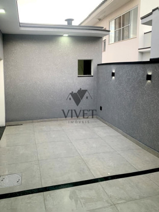 Imagem Casa de Condomínio com 3 Quartos à Venda, 115 m² em Cajuru Do Sul - Sorocaba