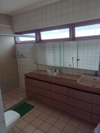 Casa com 4 Quartos à Venda, 540 m² em Poço Da Panela - Recife
