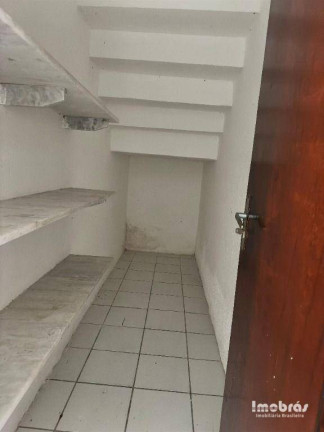 Imagem Casa com 4 Quartos para Alugar, 163 m² em Sapiranga - Fortaleza Imagem Casa com 4 Quartos para Alugar, 163 m² em Sapiranga - Fortaleza