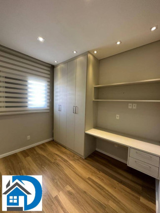 Imagem Casa com 3 Quartos à Venda,  em Vila Haro - Sorocaba