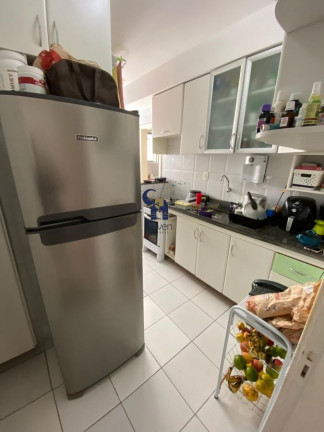 Imagem Apartamento com 2 Quartos à Venda, 65 m² em Imbuí - Salvador