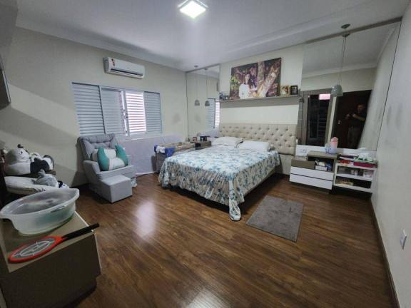 Imagem Casa com 3 Quartos à Venda, 257 m² em Vila Inglesa - Indaiatuba Imagem Casa com 3 Quartos à Venda, 257 m² em Vila Inglesa - Indaiatuba