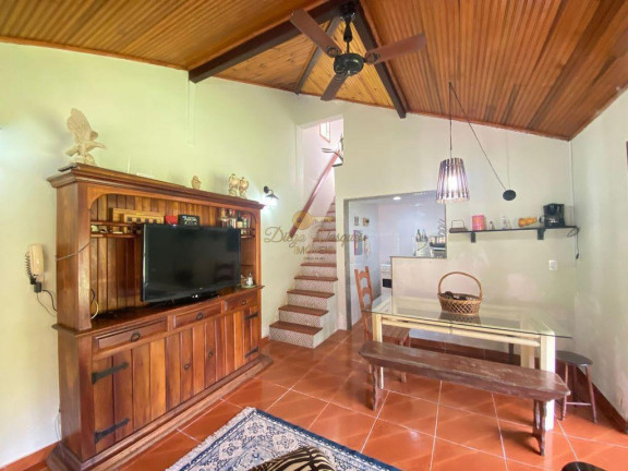 Imagem Casa com 5 Quartos à Venda, 1.814 m² em Albuquerque - Teresópolis Imagem Casa com 5 Quartos à Venda, 1.814 m² em Albuquerque - Teresópolis