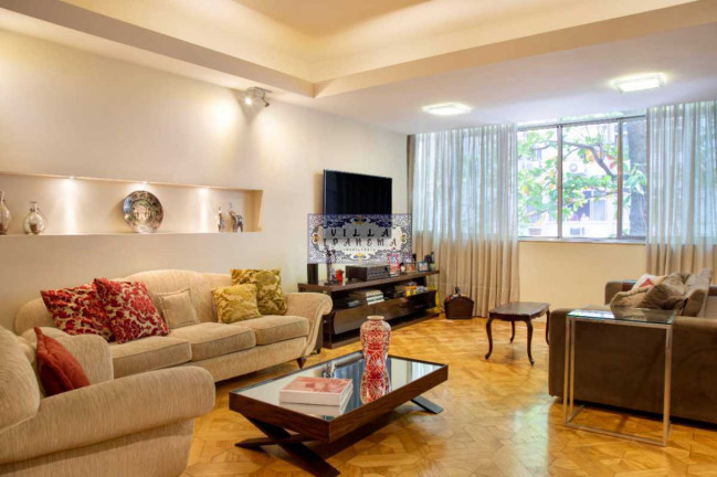Imagem Apartamento com 3 Quartos à Venda, 164 m² em Tijuca - Rio De Janeiro Imagem Apartamento com 3 Quartos à Venda, 164 m² em Tijuca - Rio De Janeiro