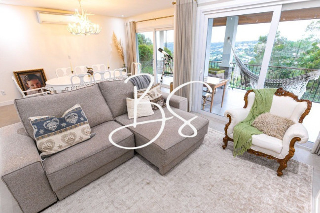Imagem Casa com 3 Quartos à Venda, 637 m² em Vale Das Colinas - Gramado Imagem Casa com 3 Quartos à Venda, 637 m² em Vale Das Colinas - Gramado