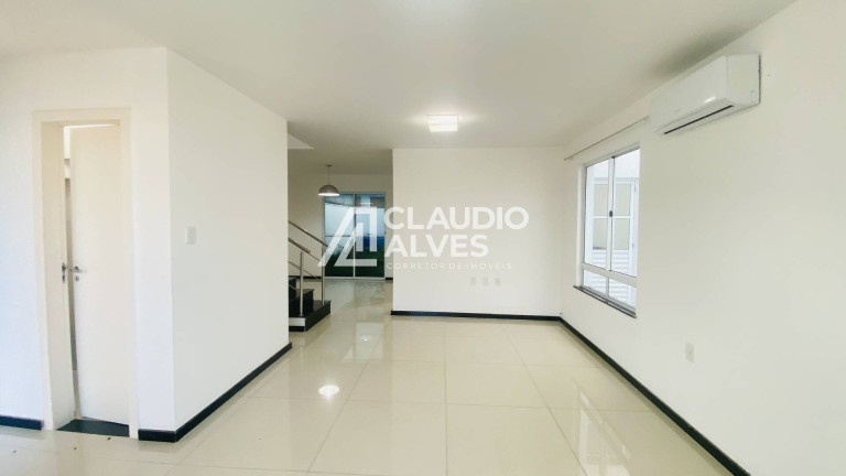 Imagem Casa de Condomínio com 3 Quartos à Venda, 120 m² em Mangabeira - Feira De Santana Imagem Casa de Condomínio com 3 Quartos à Venda, 120 m² em Mangabeira - Feira De Santana