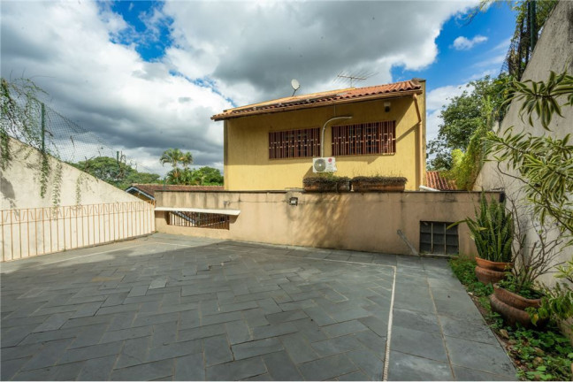 Imagem Casa com 4 Quartos à Venda, 233 m² em Instituto De Previdência - São Paulo Imagem Casa com 4 Quartos à Venda, 233 m² em Instituto De Previdência - São Paulo