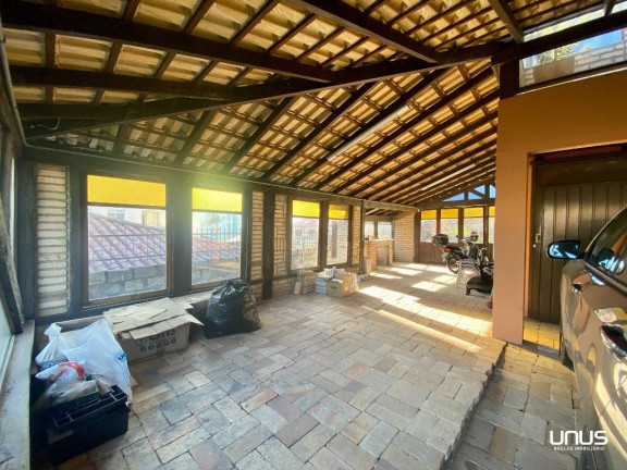 Imagem Casa com 5 Quartos à Venda, 320 m² em Barreiros - São José